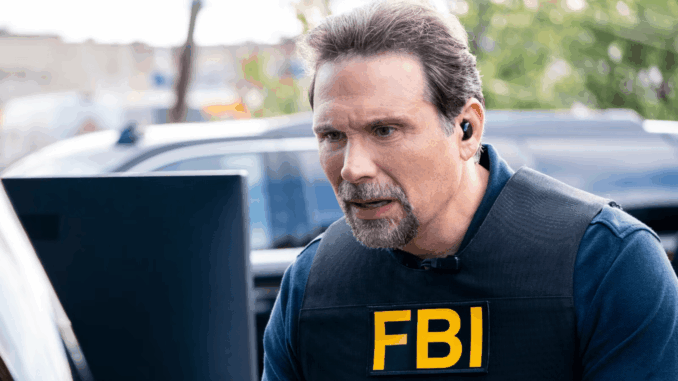 Jeremy sisto as jubal at a computer looking worried in fbi